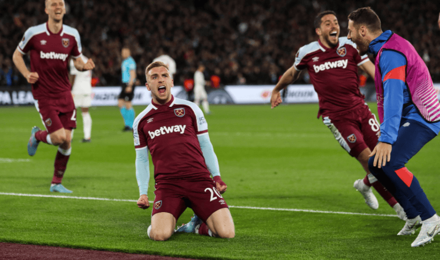 冰雪狂欢，豪礼拉满！《闪烁之光》冰雪嘉年华版本重磅上线！