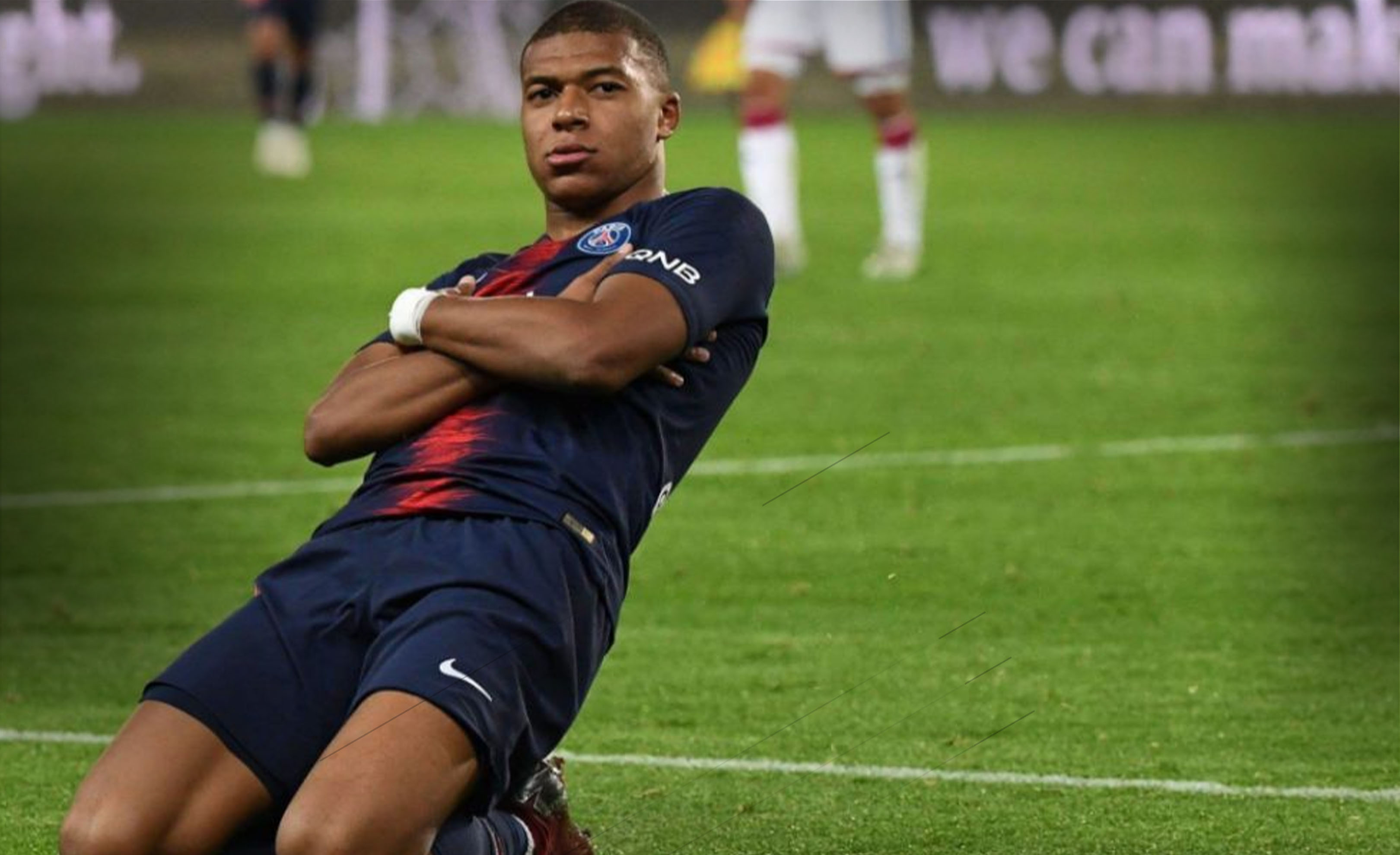 《潜水员戴夫》×《如龙》联动DLC《一番的假日》现已上线，游戏本体正以史低价格进行折扣