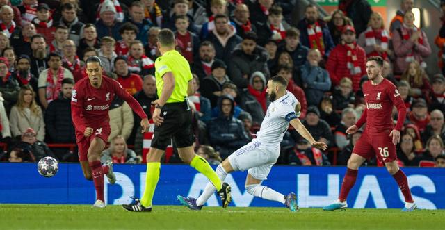 许利民：周琦眼睛受伤和去年类似，明天会去眼科做详细检查