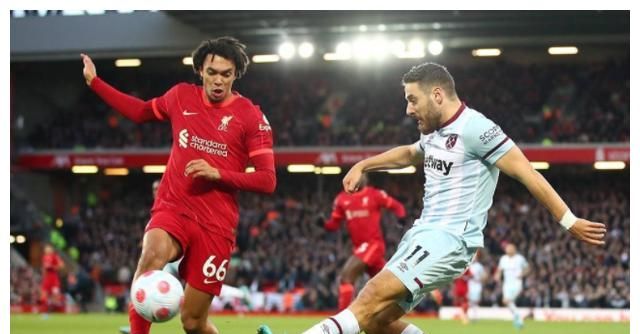 [国内足球]张玉宁禁区造点 法比奥两连罚锁定胜局