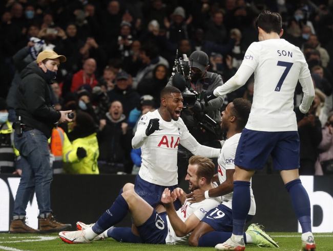 云南玉昆锁定7大强援，冬窗签下鲍亚雄